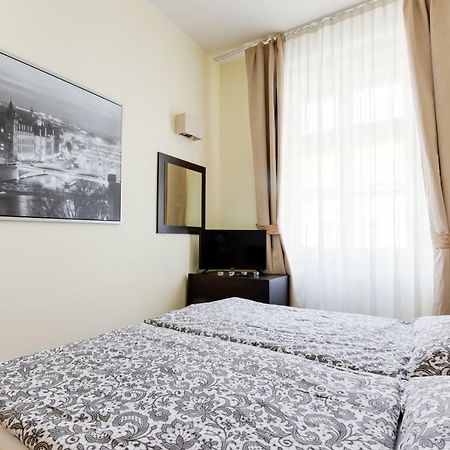Apartment Halkova 5 ปราก ภายนอก รูปภาพ