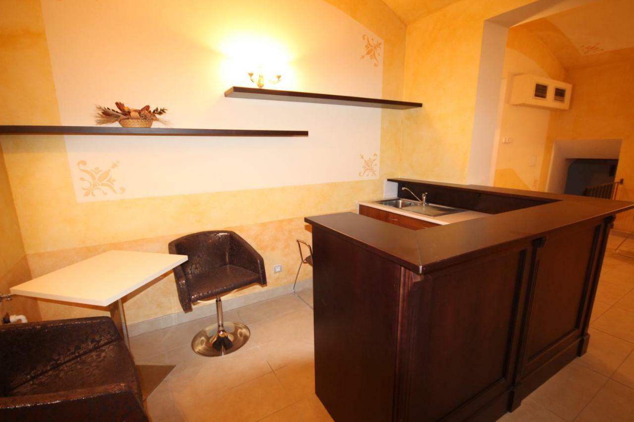 Apartment Halkova 5 ปราก ภายนอก รูปภาพ