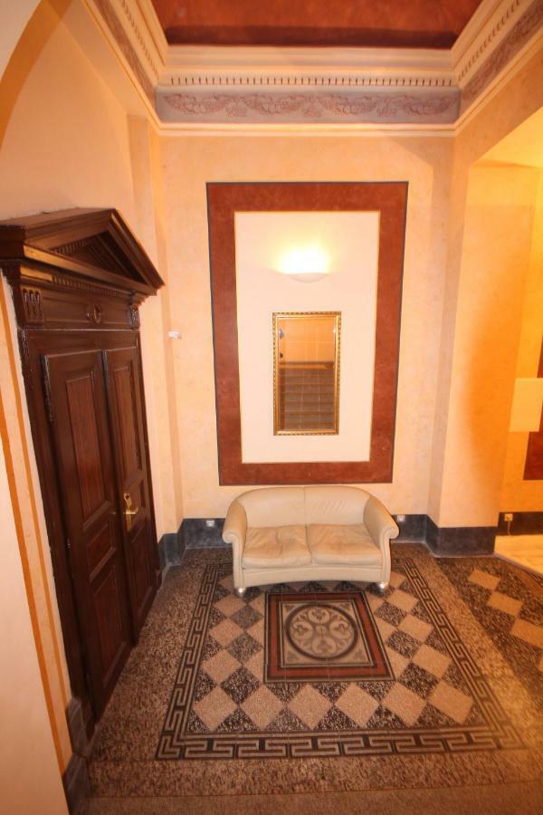 Apartment Halkova 5 ปราก ภายนอก รูปภาพ