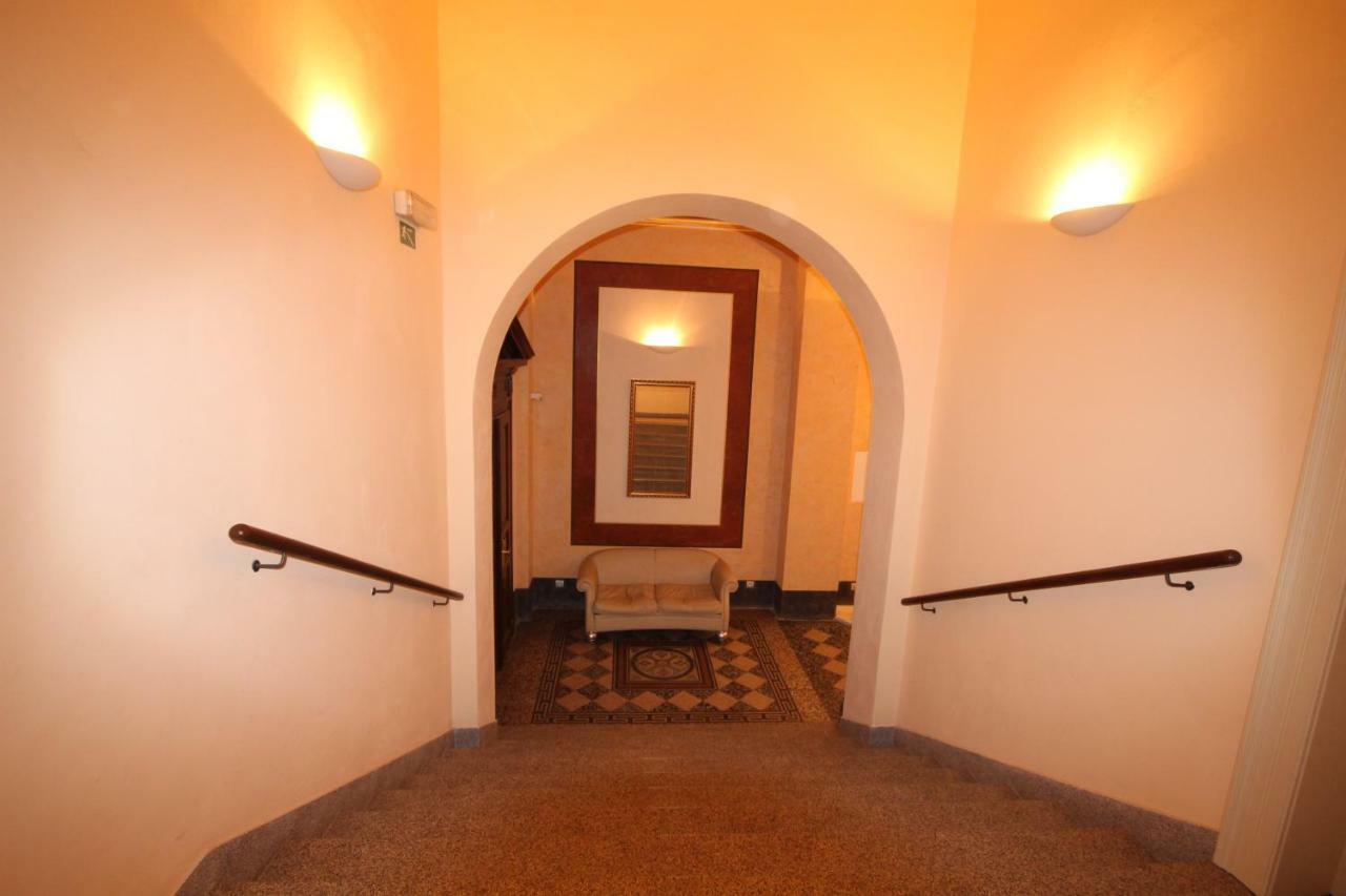 Apartment Halkova 5 ปราก ภายนอก รูปภาพ