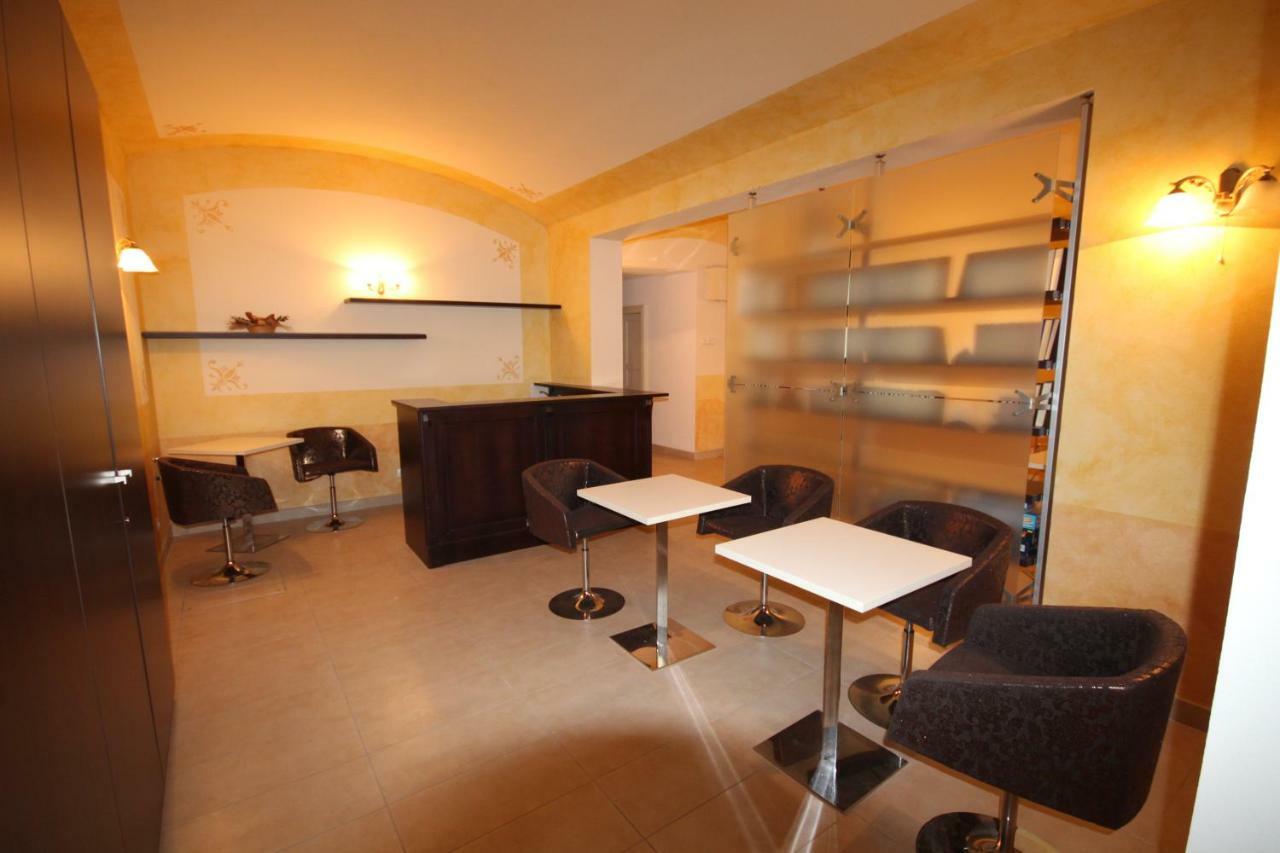 Apartment Halkova 5 ปราก ภายนอก รูปภาพ