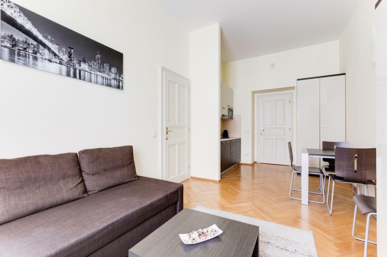Apartment Halkova 5 ปราก ภายนอก รูปภาพ