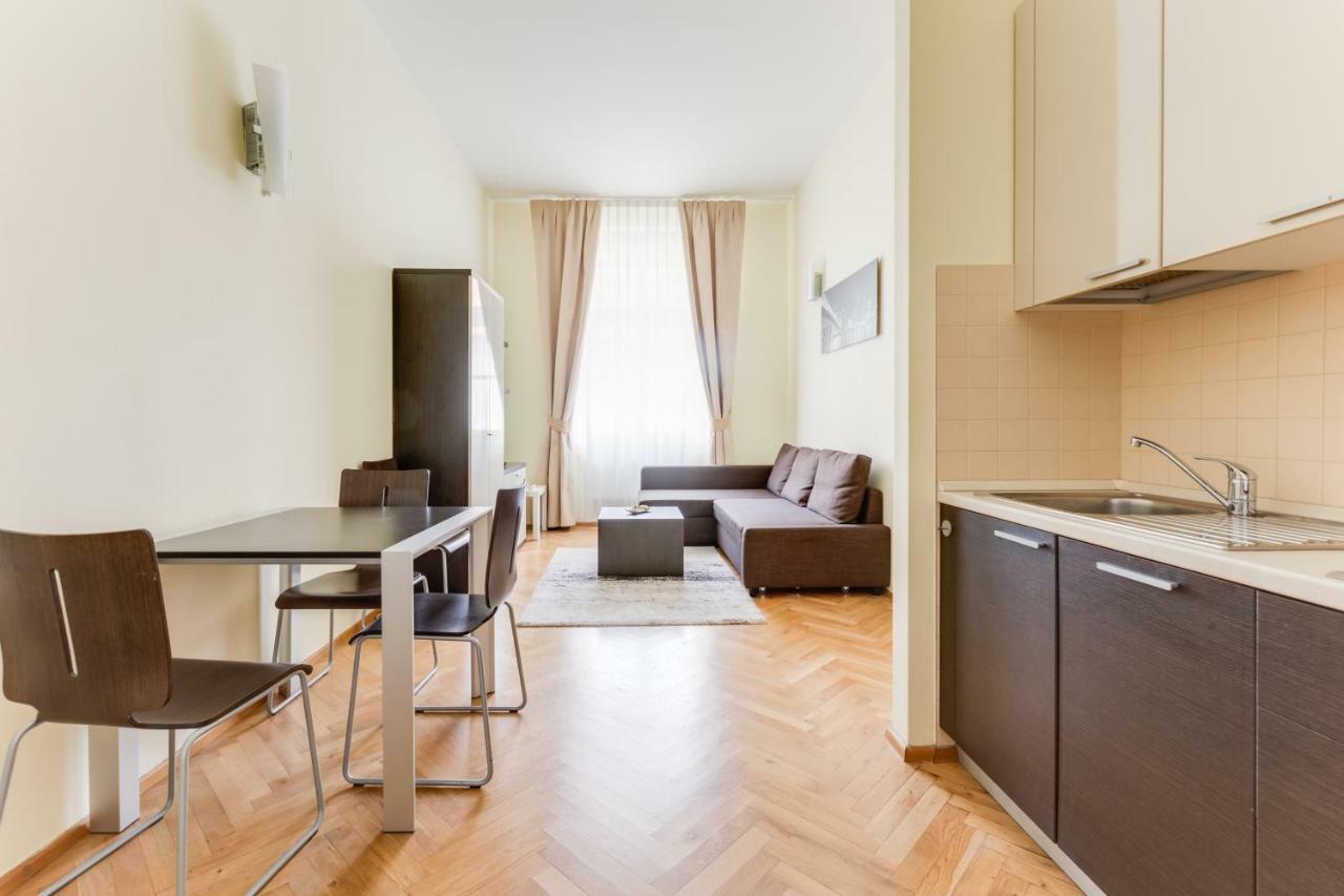 Apartment Halkova 5 ปราก ภายนอก รูปภาพ